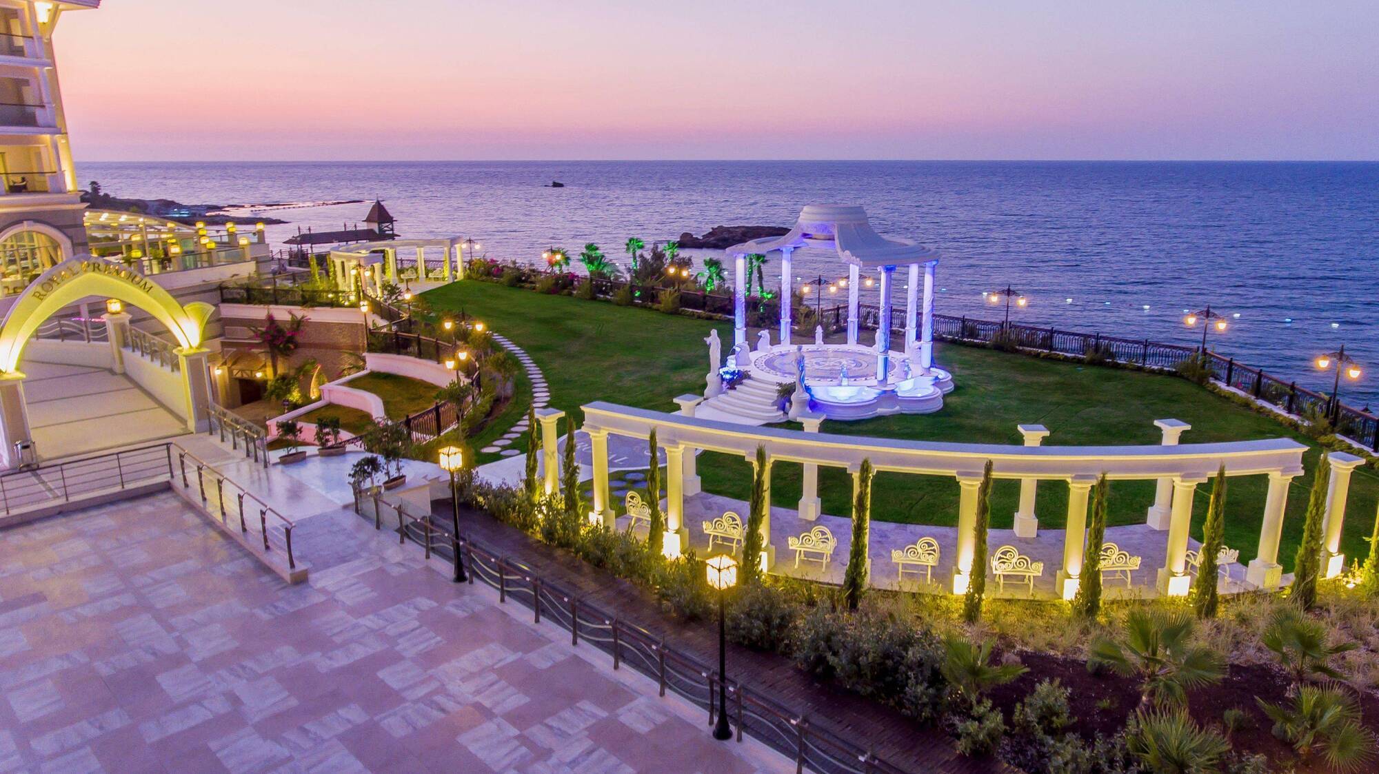 Merit Royal Hotel & Casino Karavas  Exterior foto